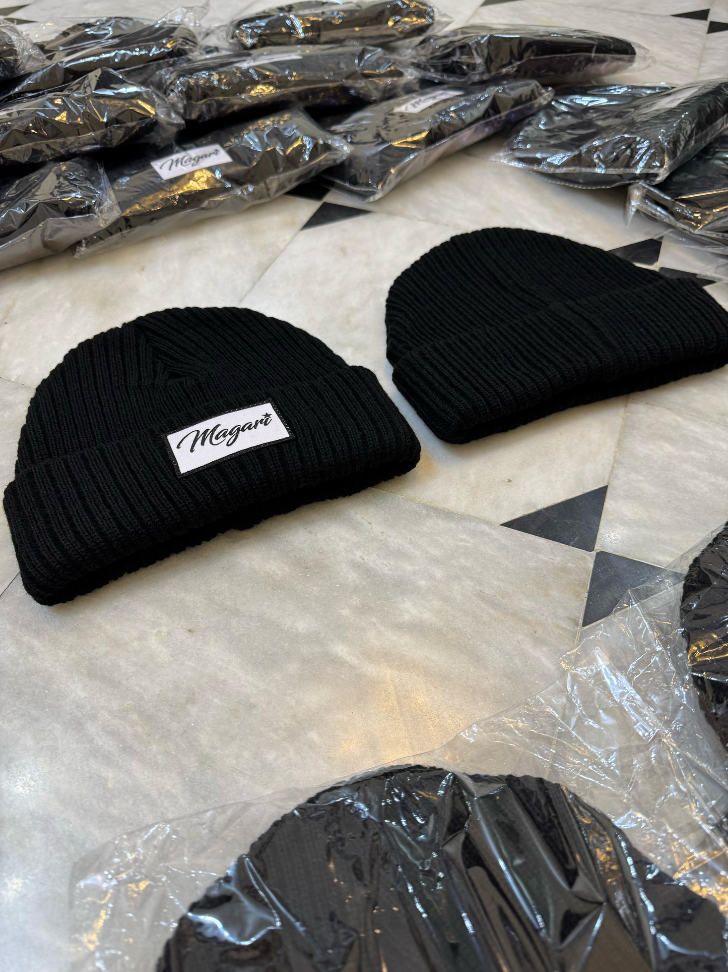 Magari I Bone Beanies I